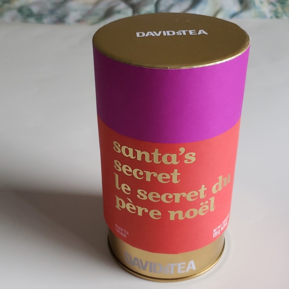 David's Tea Refillable can...